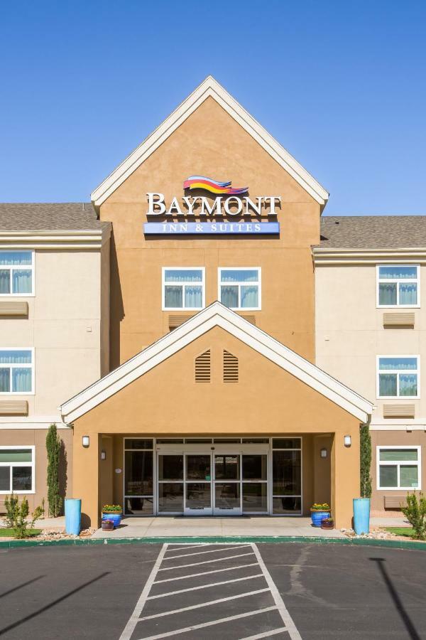 Hôtel Baymont by Wyndham Albuquerque Airport Extérieur photo